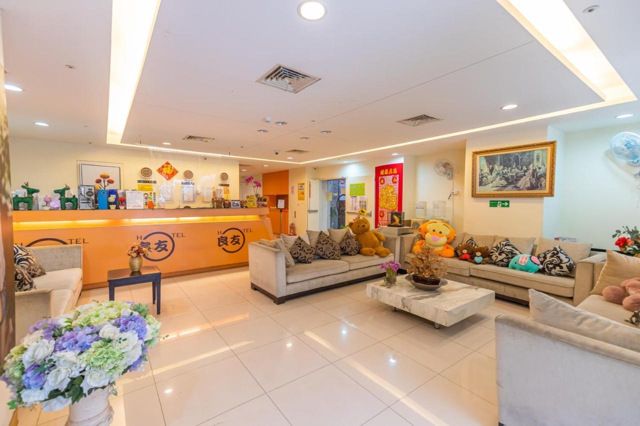 Yi Pin Business Hotel Taoyuan Bagian luar foto